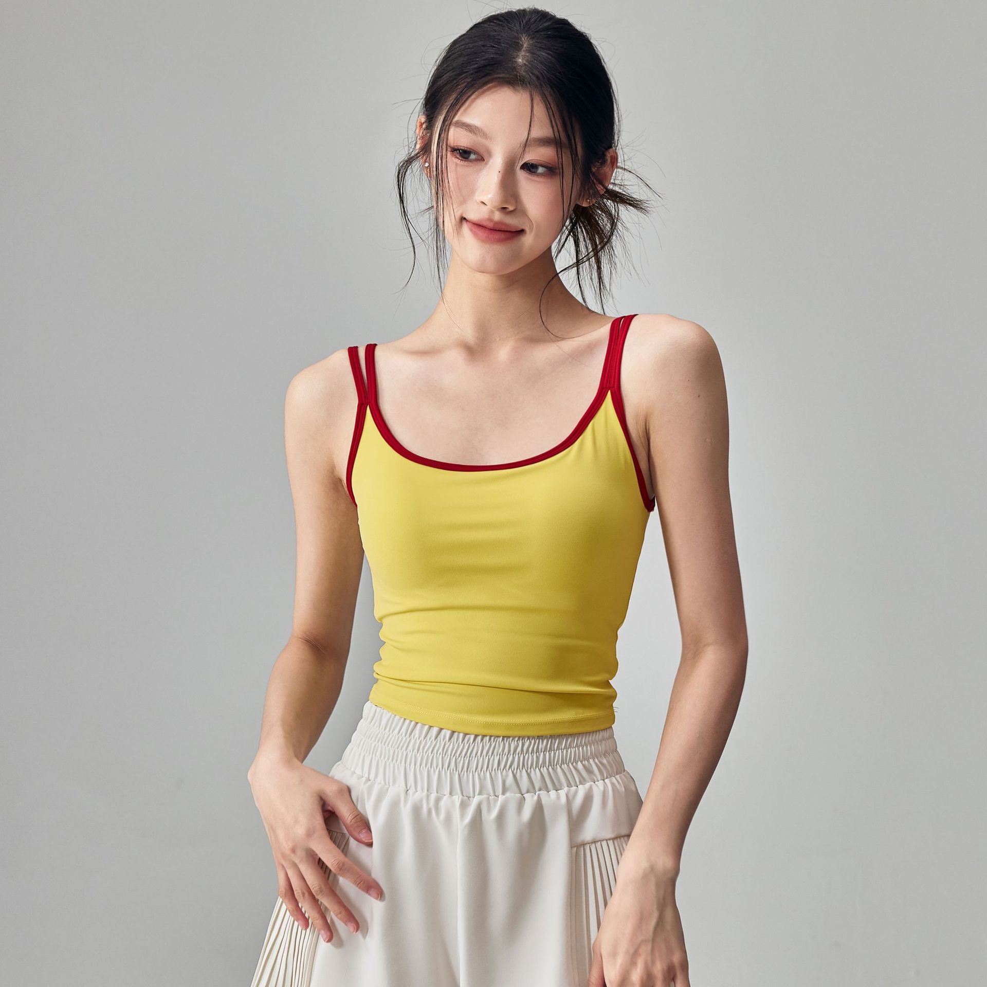 Yoga slimming sleeveless tank top and short pants set