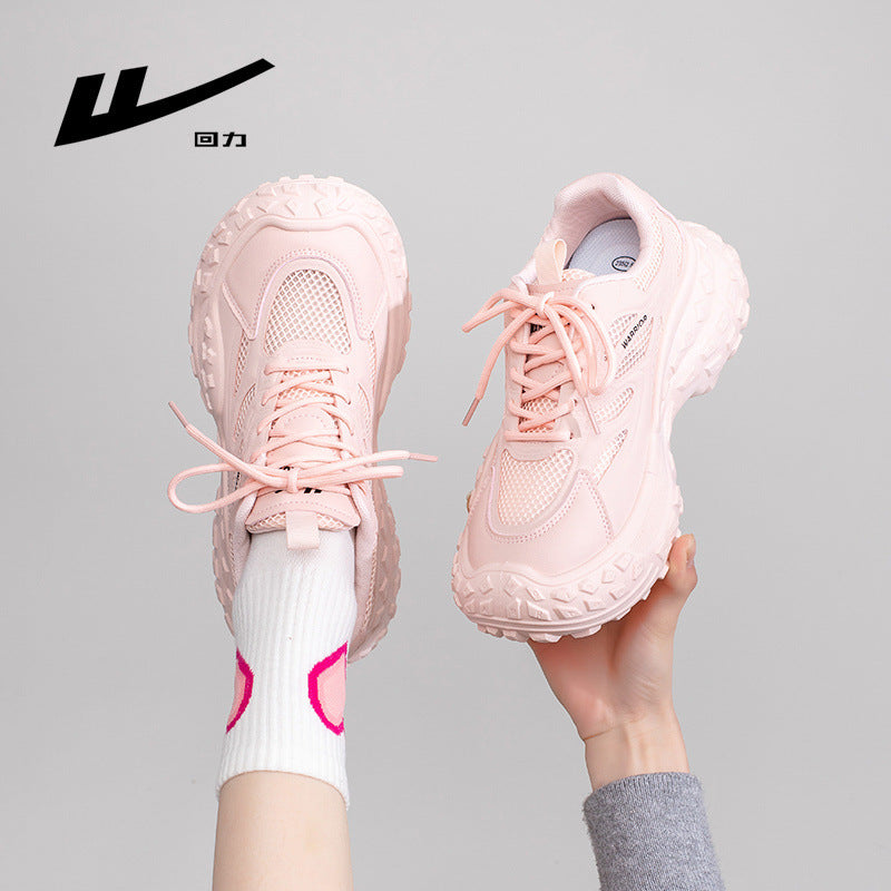 Warrior fashionable soft sole lightweight sports shoes