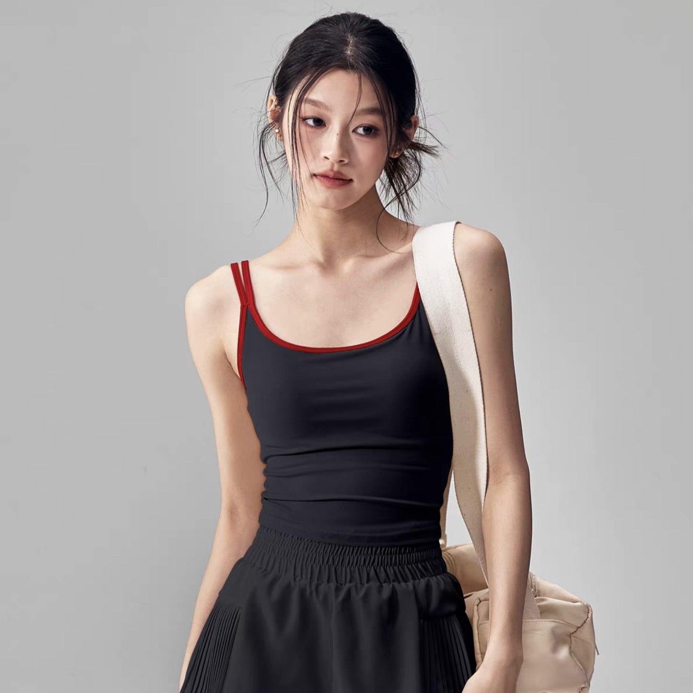 Yoga slimming sleeveless tank top and short pants set