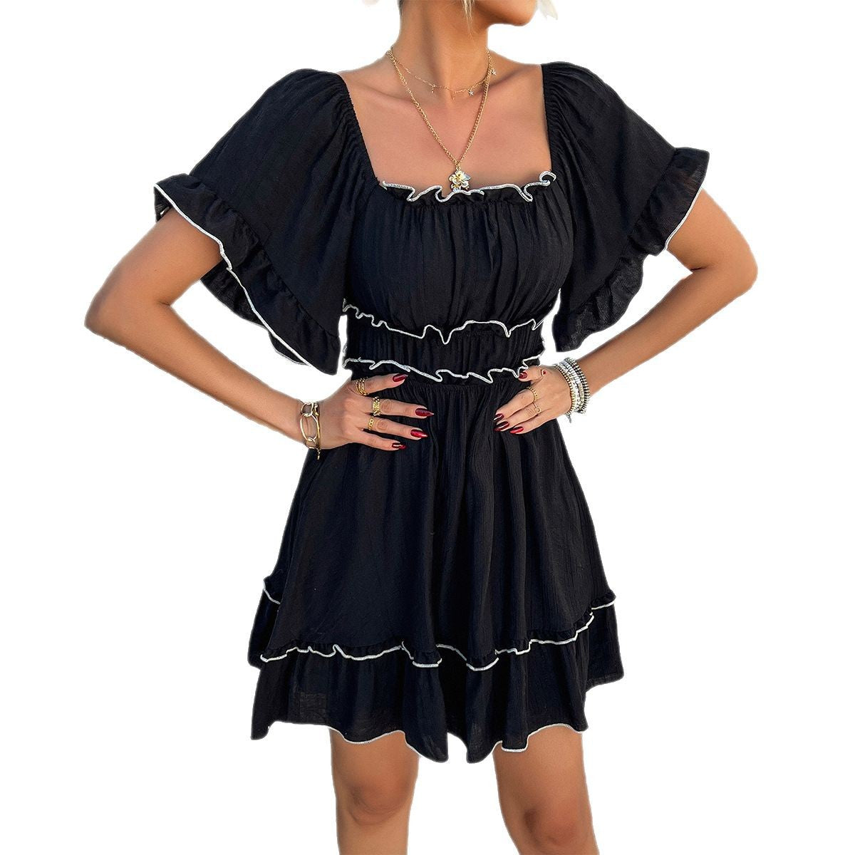 Solid color fungus edge short-sleeved dress