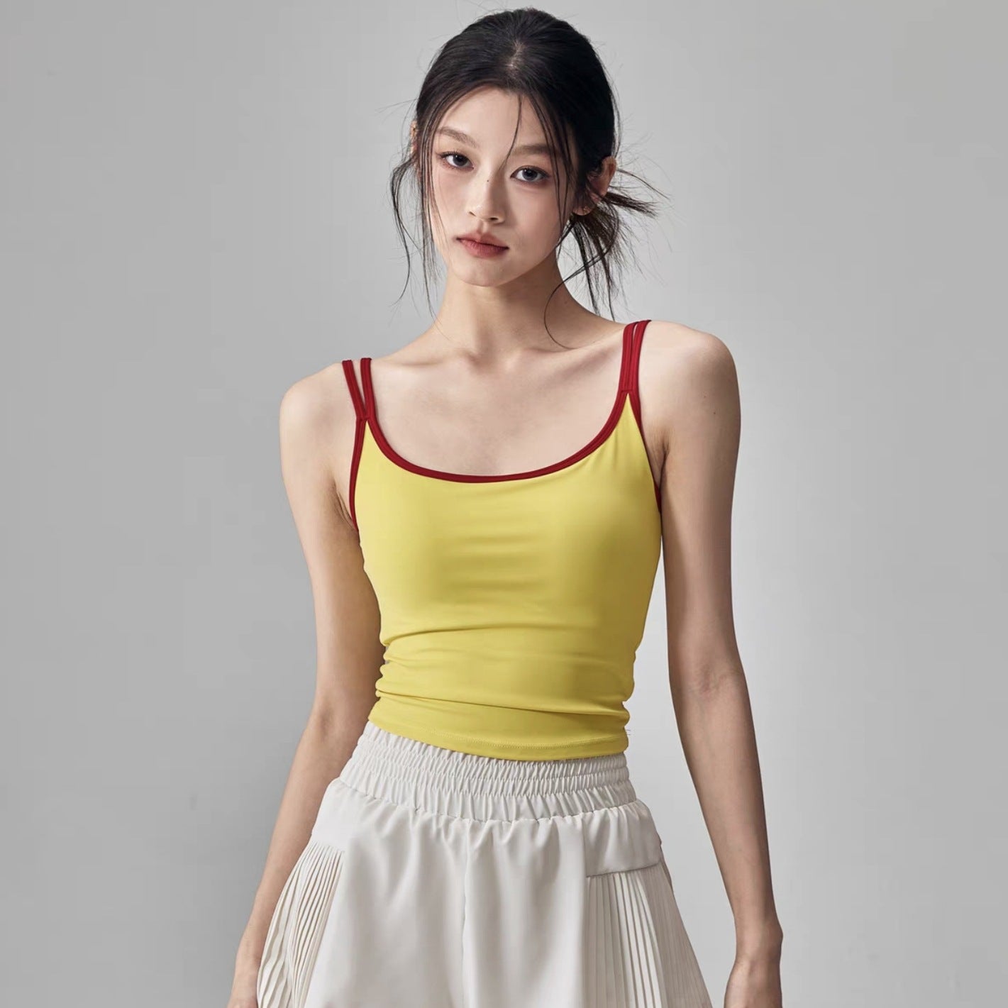 Yoga slimming sleeveless tank top and short pants set